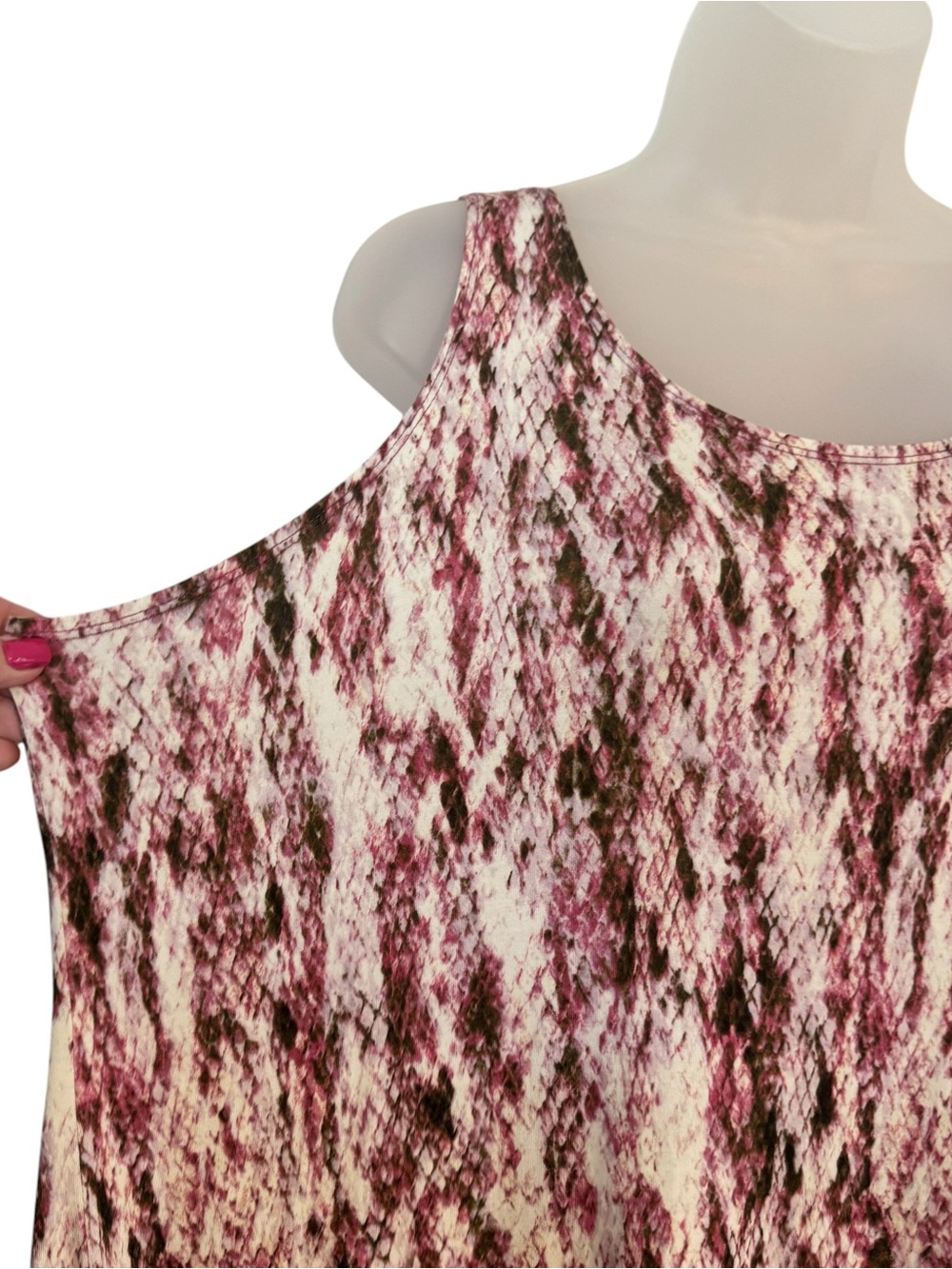 LOGO by Lori Goldstein Snake Skin Print Sleeveless Casual Tunic PLUS: 1X #D - Picture 3 of 7